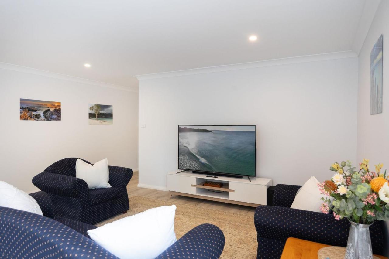 Tallwood By The Sea Mollymook Exterior photo